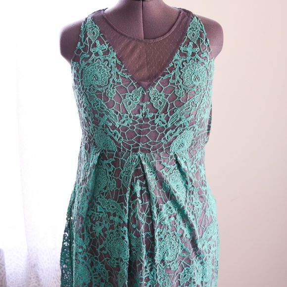 Yoana Baraschi Anthropologie Lace and Tulle Dress - Picture 3 of 9